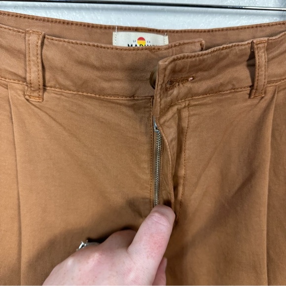 Marine Layer Mens Hudson Relaxed Cropped Pant in Faded Chestnut Size Medium - Picture 12 of 13